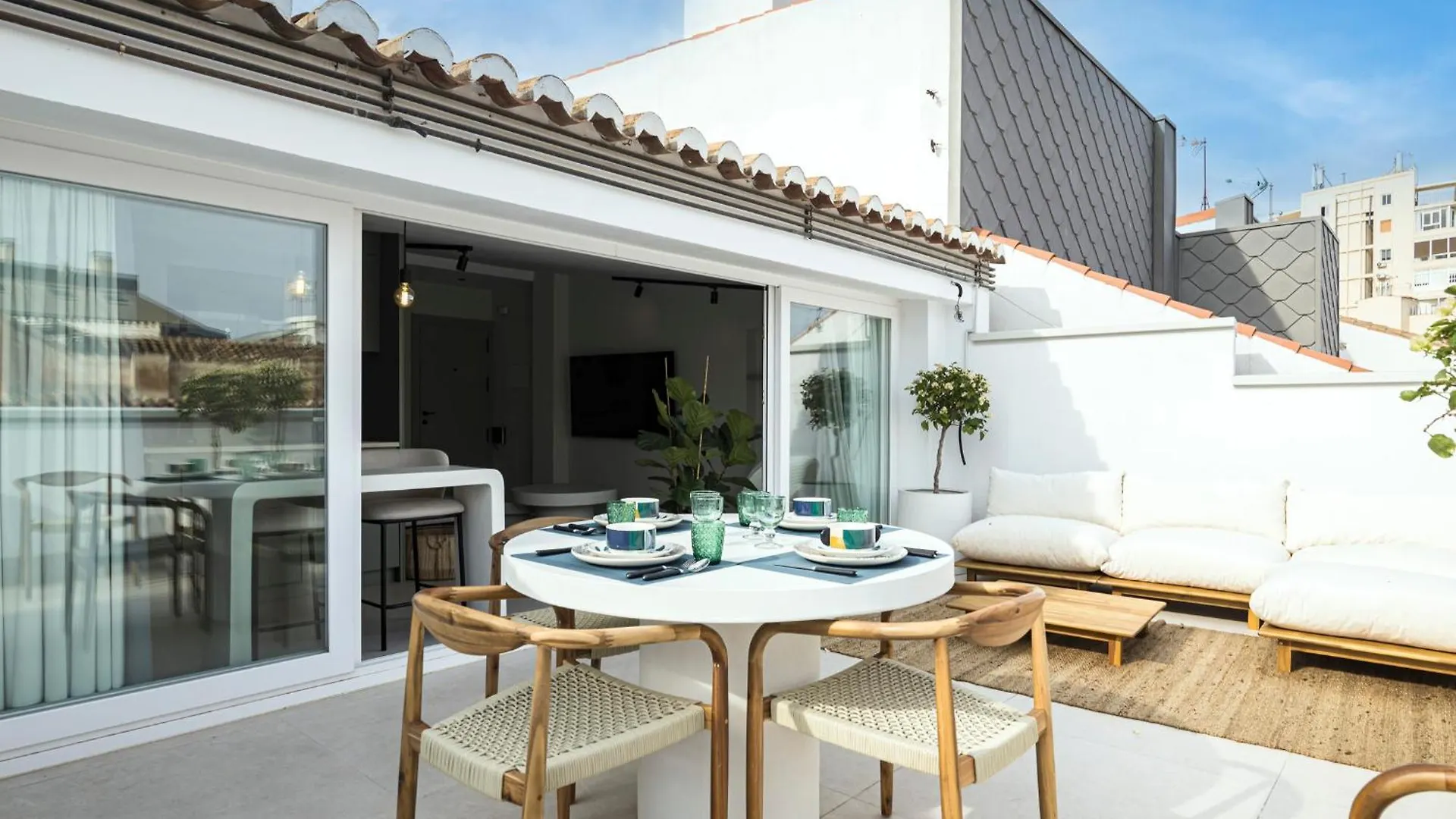 Apartment Atarazanas Suite, Atico Con Terraza Malaga