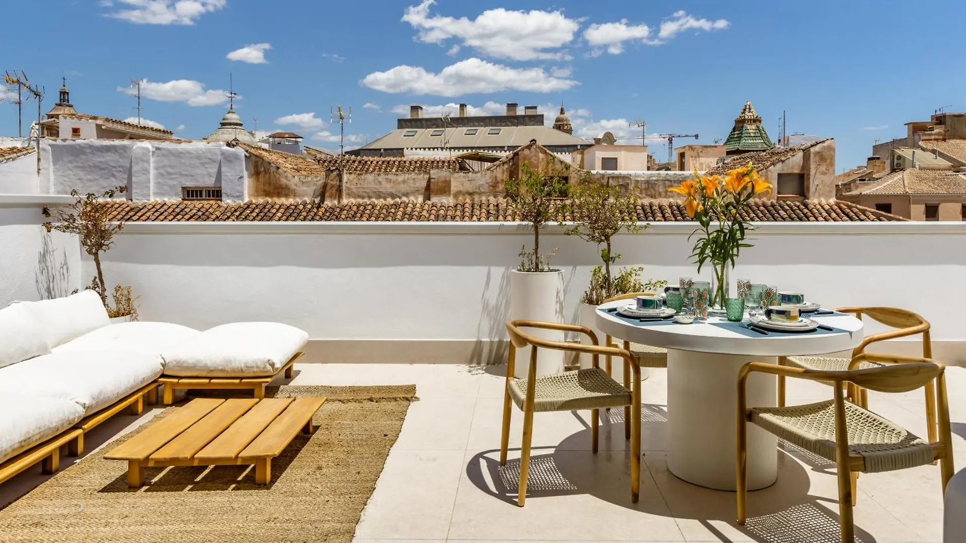 Apartment Atarazanas Suite, Atico Con Terraza Malaga